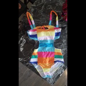 one piece swim suit with side cutouts